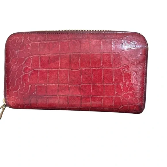 Miu Miu Red Croc-Embossed Zip Wallet - Picture 3 of 8